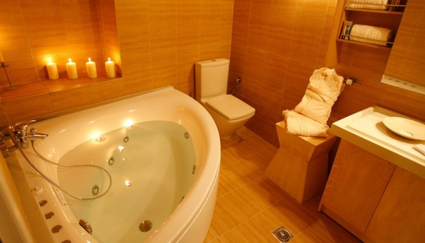 Mini Suite with Jacuzzi