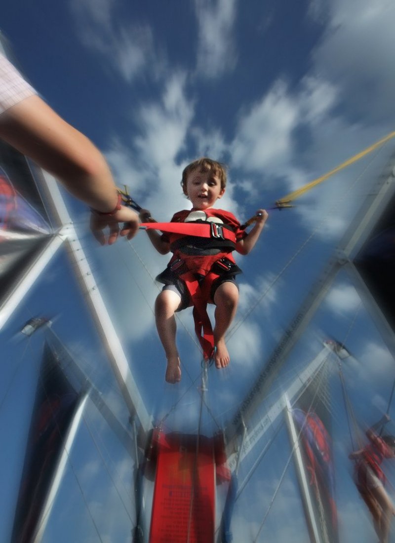 Bungee trampoline